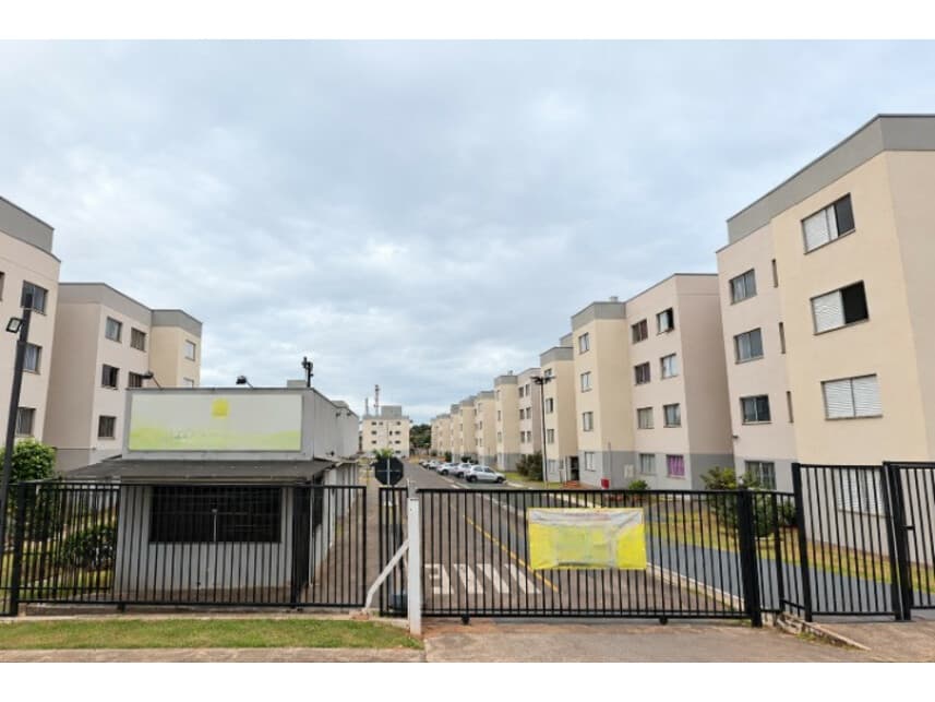 Apartamento em leilão judicial em Parque Roosevelt, Bauru — Rua Cláudio de Oliveira Salvadio, 1-30 - Apartamento 02, Térreo, Bloco J