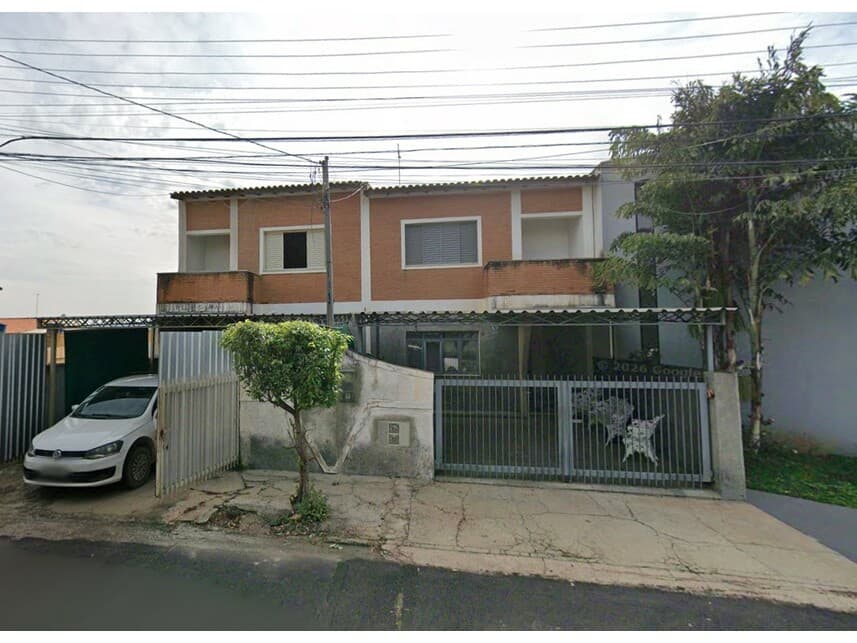 Casa em leilão judicial em Parque das Nações, São João da Boa Vista — Rua Augusta Simões, 12 e 18