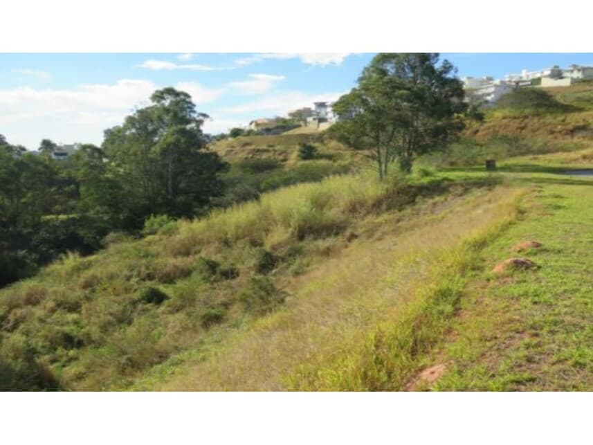 Terreno em leilão judicial em Serrinha, Itatiba — Rua Toyoki Hatanaka, s/n - Lote 04, Quadra 55