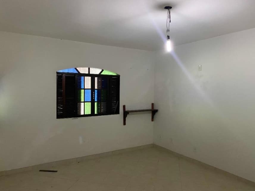 Casa em leilão extrajudicial em Itaipuaçu, Maricá — Rua São Benedito, 435