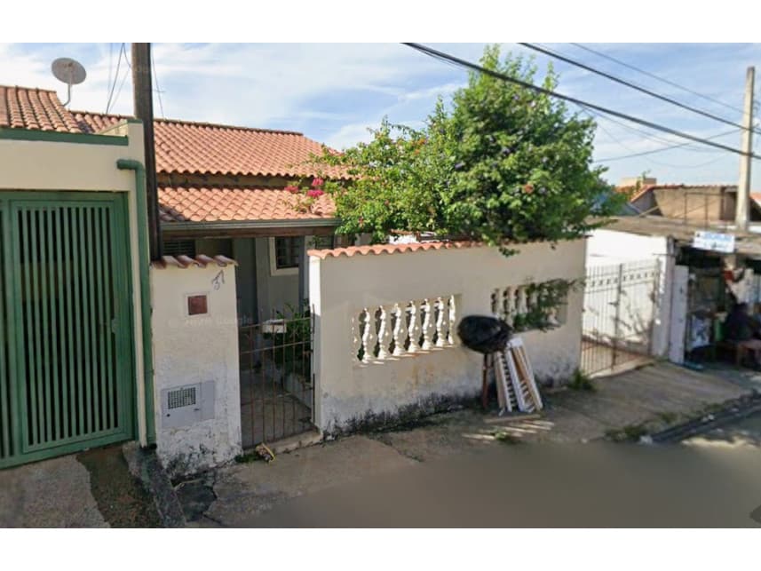 Casa em leilão extrajudicial em Dona Edith de Campos Favero, Paulínia — Rua Mafalda Pongeluppi Beraldo, nº 37