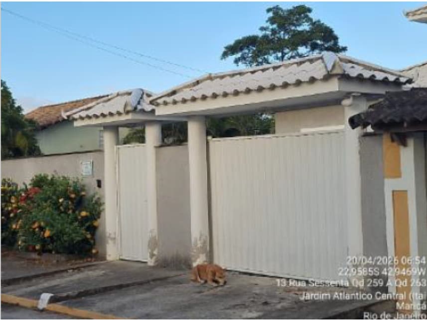 Casa em leilão extrajudicial em Jardim Atlântico Central, Maricá — Rua Walter Muinz Dos Santos, 1185
