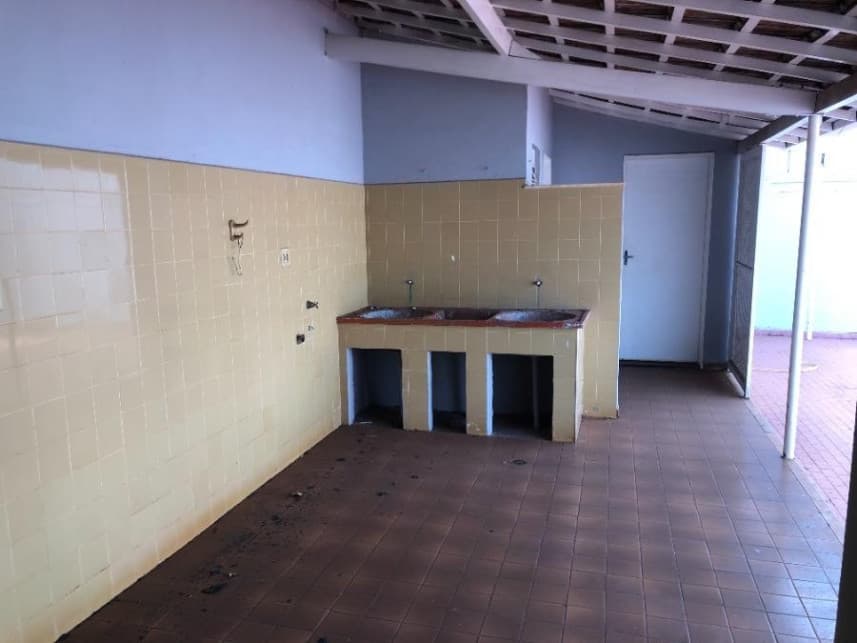 Casa em leilão extrajudicial em Campos Elíseos, Ribeirão Preto — Rua Capitão Salomão, 705