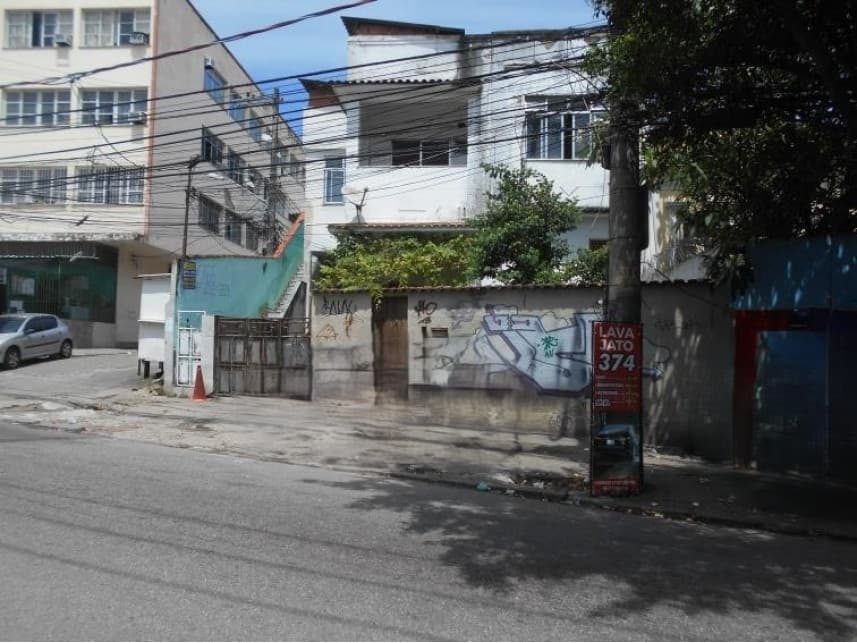 Apartamento em leilão extrajudicial em Lins de Vasconcelos, Rio de Janeiro — Rua Vilela Tavares, 366 - Apto 202