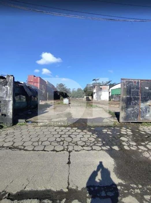 Terreno em leilão judicial em Chico de Paula, Santos — Rua Almirante Vivaldo Cheola, 301