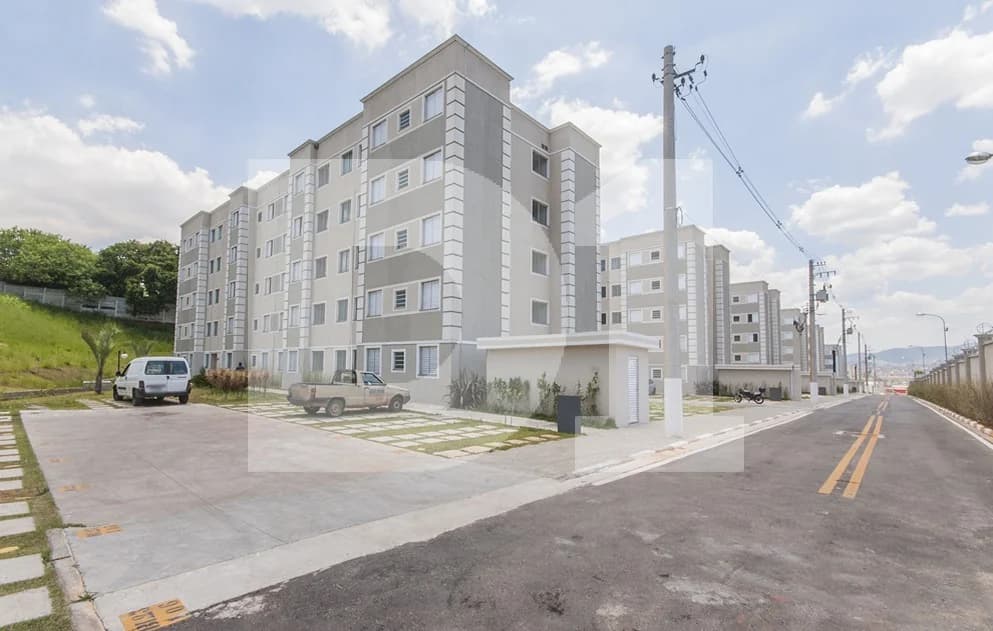 Apartamento em leilão judicial em Jardim Presidente Dutra, Guarulhos — Avenida Papa João Paulo I, 4120