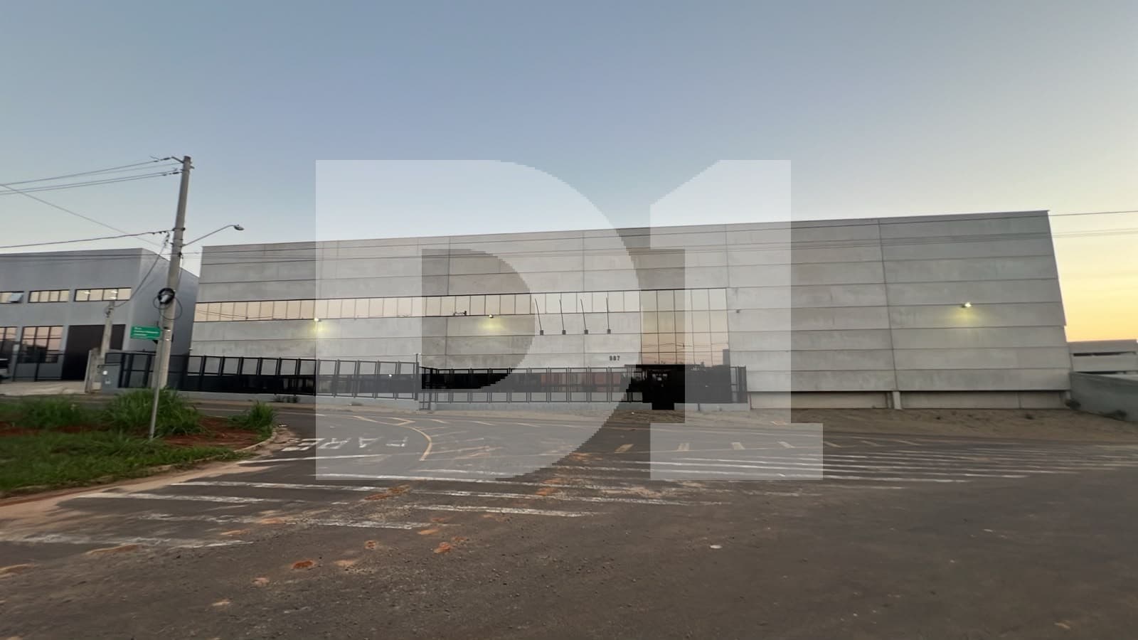 Galpão em leilão extrajudicial em Europark Comercial, Indaiatuba — Loteamento Europark Comercial, S/N