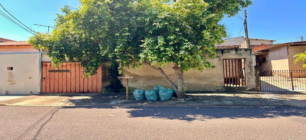 Casa em leilão judicial em Jardim Humberto Salvador, Presidente Prudente — Rua Gilberto Janota Mele, nº 470