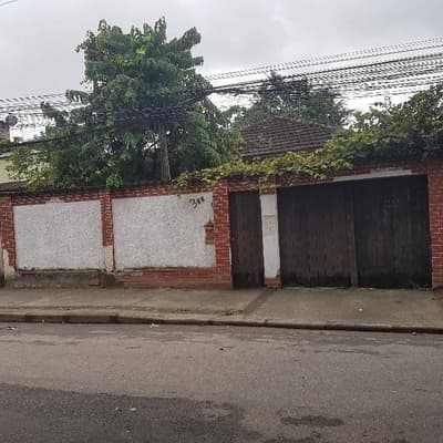 Casa em leilão extrajudicial em Anchieta, Rio de Janeiro — Rua Ramis Galvão, 356