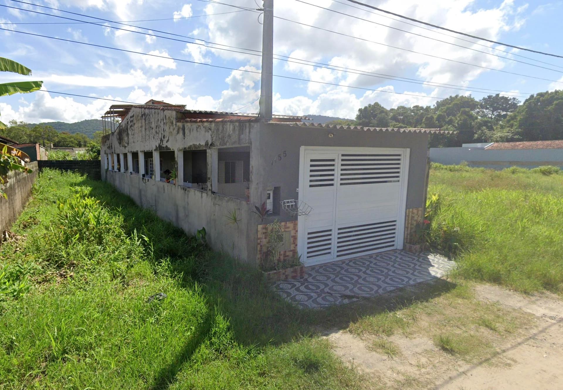 Casa em leilão judicial em Nossa Senhora do Sion, Itanhaém — Rua Padre Ditino Della Parte, nº 1155