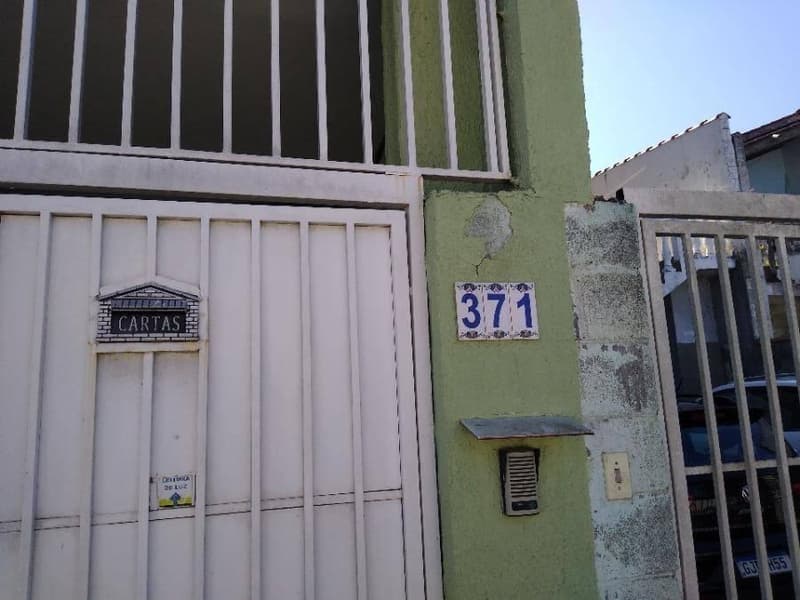 Casa em leilão extrajudicial em Outeiro de Passárgada, Cotia — Rua Uganda, 371