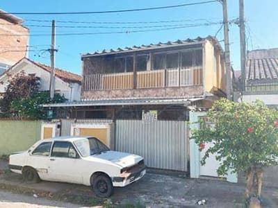 Casa em leilão extrajudicial em Encantado, Rio de Janeiro — Rua Bernardo, 388