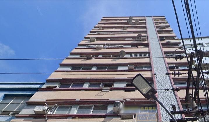 Comercial em leilão judicial em Centro, Duque de Caxias — Avenida Presidente Kennedy, nº 1495, Sala 304