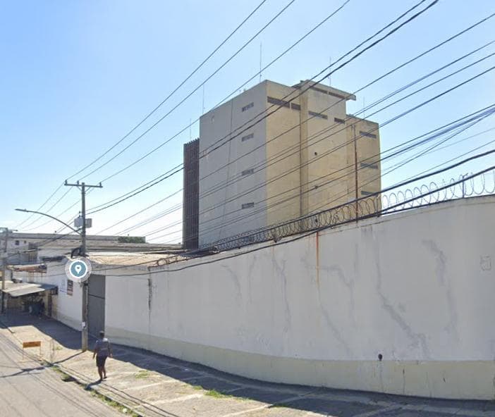 Terreno em leilão judicial em Vigário Geral, Rio de Janeiro — Rua Valentim Magalhães, nº 581