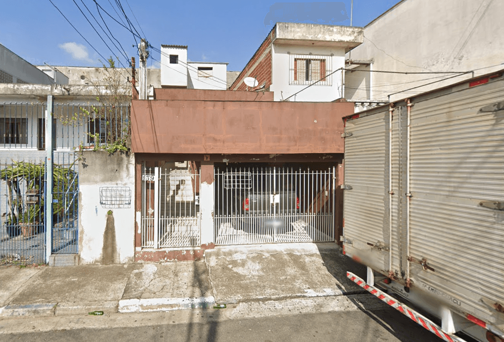 Casa em leilão judicial em Canhema, Diadema