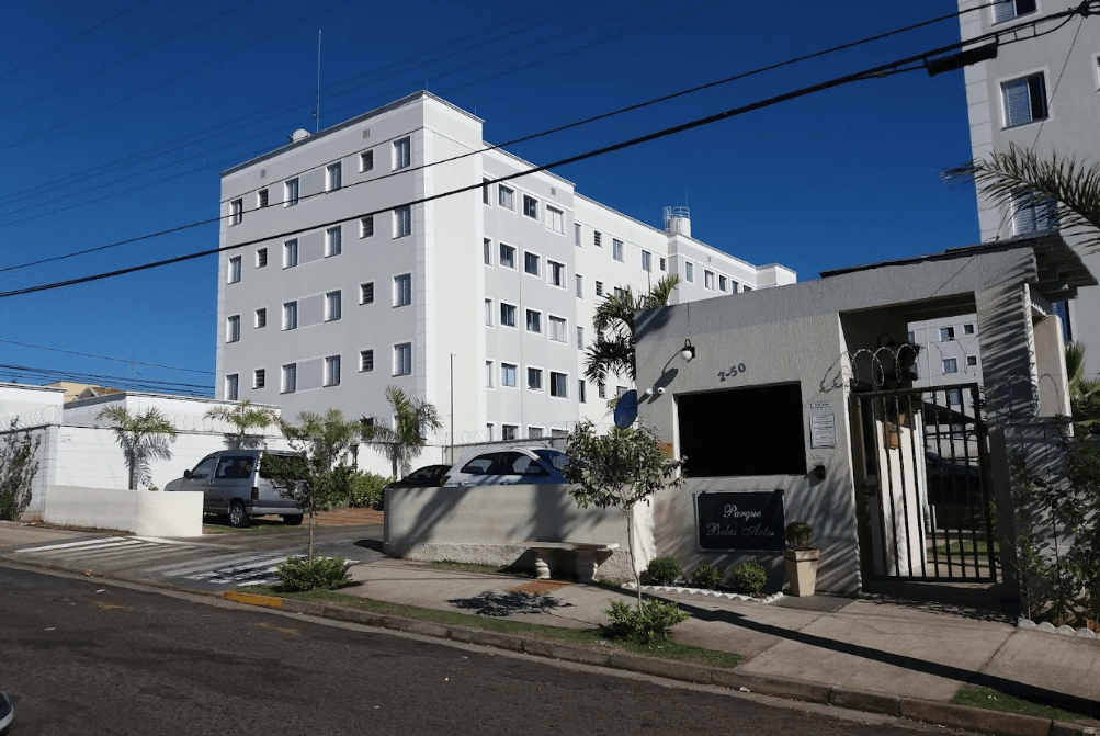Apartamento em leilão judicial em Vila Pacífico, Bauru — Rua Correa Junior, nº 2-50
