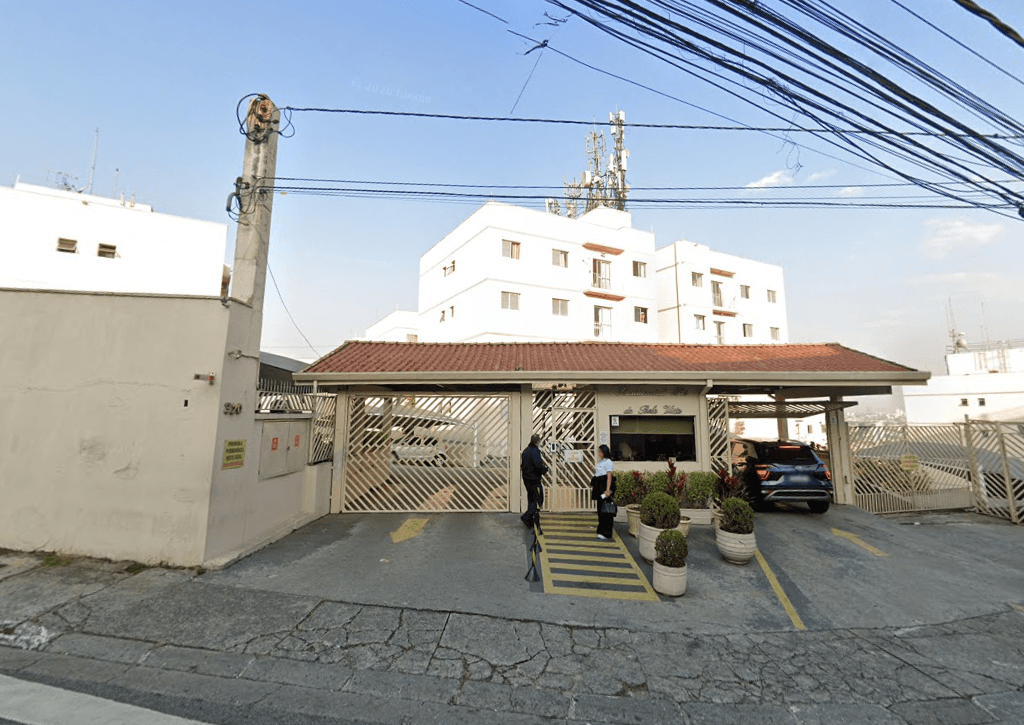 Apartamento em leilão judicial em Vila Menck, Osasco — Avenida Dr. Alberto Jackson Byington, nº 320