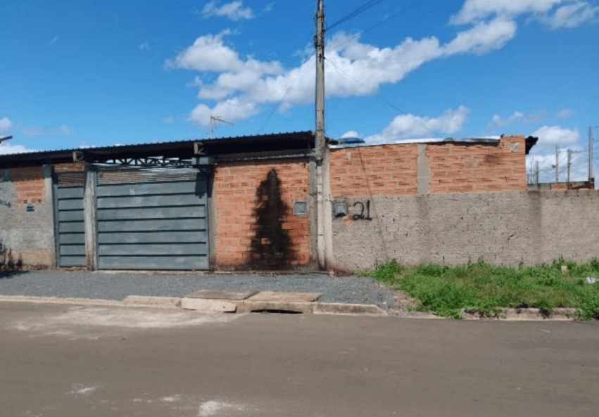 Casa em leilão judicial em Morada do Campo, Jaboticabal — Rua 13, Lote nº 40