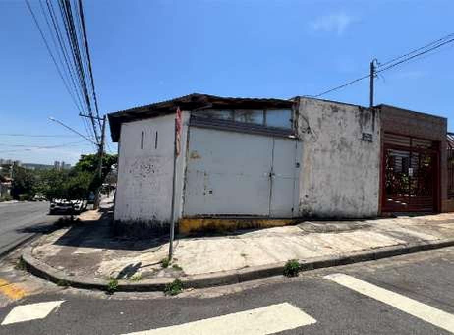 Casa em leilão judicial em Vila Maria Genoveva, Jundiaí