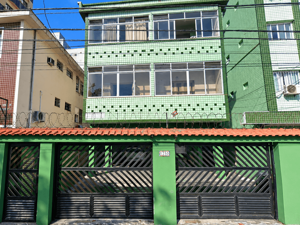 Apartamento em leilão judicial em São Vicente — Avenida Quintino Bocaiuva