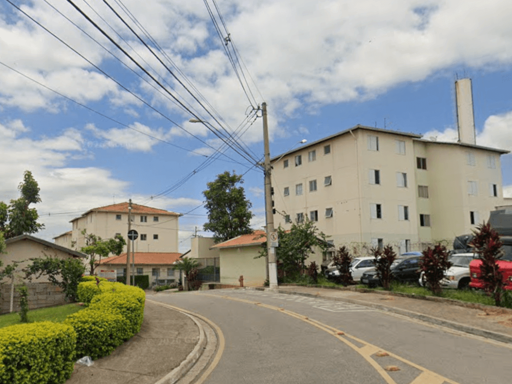 Apartamento em leilão judicial em Capela, Vinhedo — Rua Gabriela Macari, nº 315