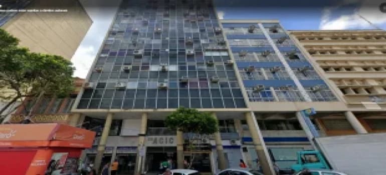 Comercial em leilão judicial em Centro, Campos dos Goytacazes — Praça do Santíssimo Salvador, nº 41