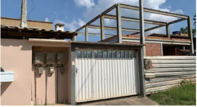 Casa em leilão extrajudicial em Extensão Serramar, Rio das Ostras — Rua 42, nº 29