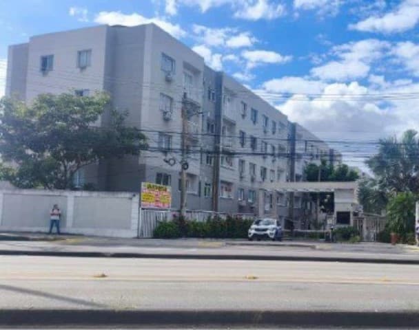 Apartamento em leilão extrajudicial em Campo Grande, Rio de Janeiro — Avenida Cesário de Melo, nº 5300
