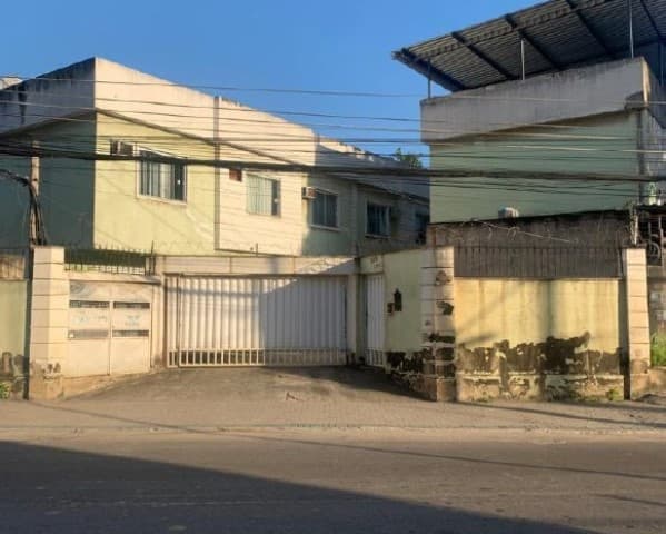 Casa em leilão extrajudicial em Centro, Duque de Caxias — Avenida Perimetral Doutor Manoel Telles, nº 582