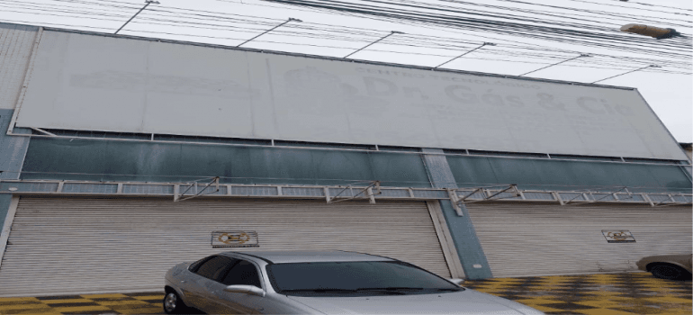 Terreno em leilão judicial em Vila Capri, Araruama — Rodovia Amaral Peixoto (km 85), lote 02, quadra 05