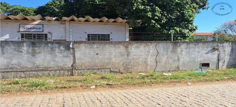 Comercial em leilão judicial em Tapera, Campos dos Goytacazes — Rua Santo Antonio, 269
