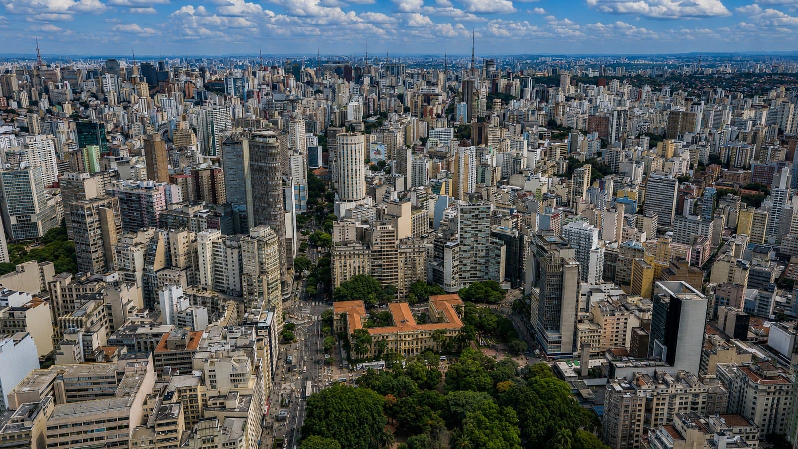 Leilão de imóveis da Caixa na República, São Paulo | Cataldo Siston