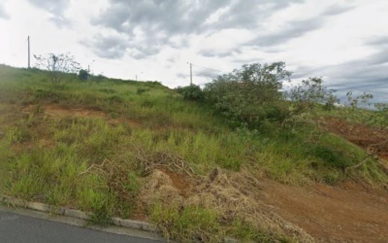 Terreno de 160m² em Leilão — Rua Maria Adelaide Dondici Chagas, S/N "Quadra "M" / Lote 27, Cruzeiro