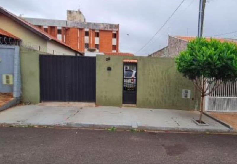 Casa em terreno de 300m² em Leilão — Rua Curitiba, 616, LT 11 QD 17, Jardim Paraná, Assis