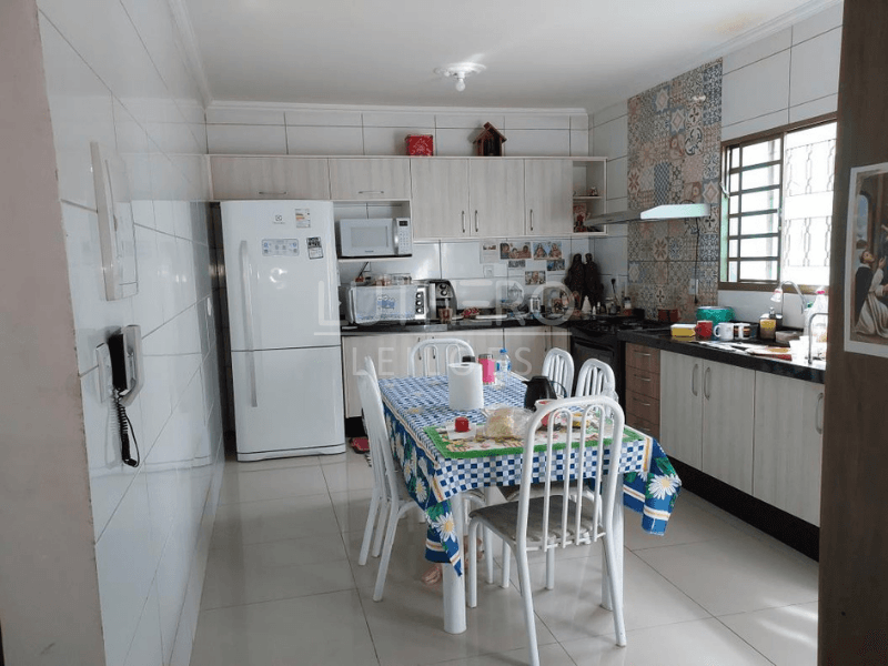 Casa de 165m² em Leilão — Rua Olávo Gomes 191, CDHU Santa Cruz, Santa Cruz do Rio Pardo