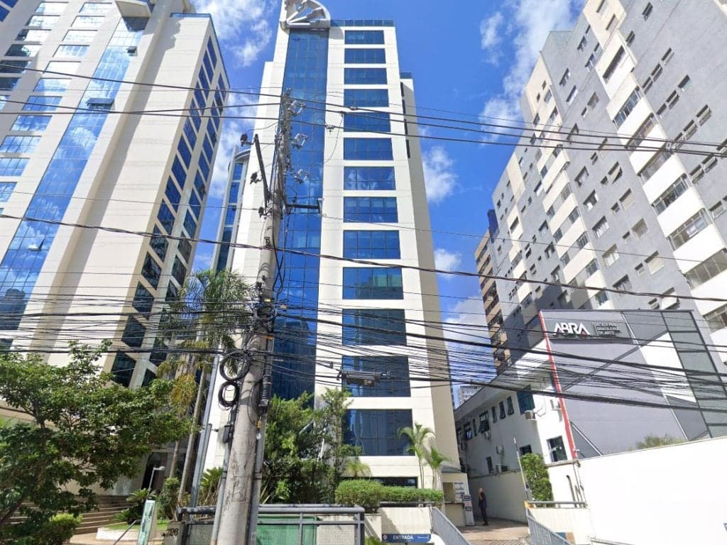 Comercial de 28m² em Leilão — Avenida Macuco, 726, Indianópolis, São Paulo
