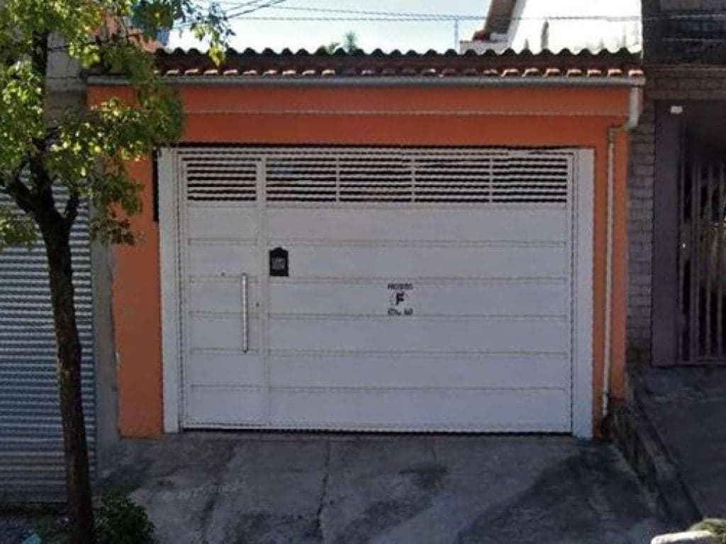 Casa em terreno de 101m² em Leilão — Avenida Alziro Zarur, nº 63, Parque Savoy City, São Paulo