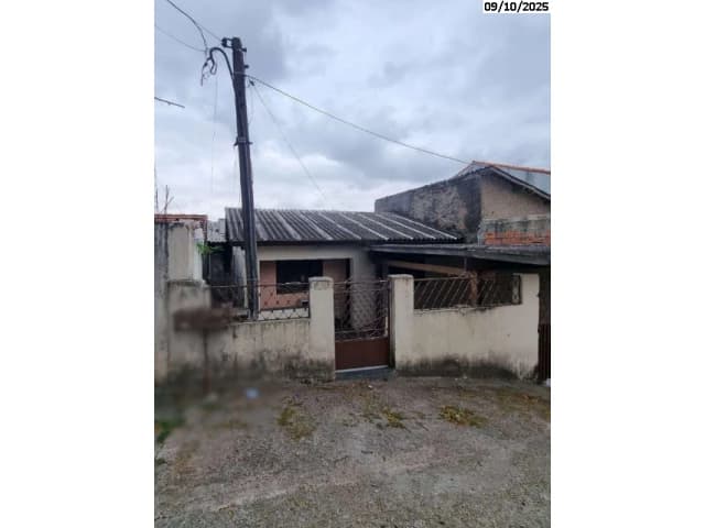 Casa de 76m² em Leilão — Rua José Fernandes Teixeira Zuza, nº 122, Vila Creti, Carapicuíba