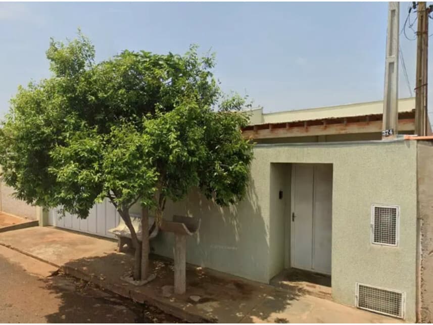 Casa de 40m² em Leilão — Rua Silvio Moacir Alvin Regala, 374, Conjunto Habitacional Doutor Leonel Pereira da Cunha, Chavantes