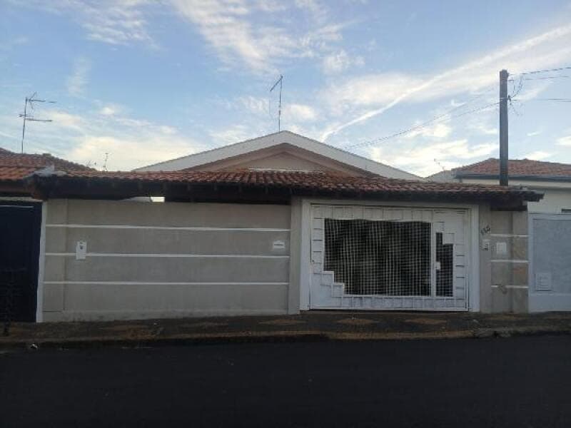 Casa de 90m² em Leilão — Rua Doutor Nelson da Silva Leite, nº 183, LT 07 QD D, Jardim Coronel Victor Meirelles, Santa Rita do Passa Quatro