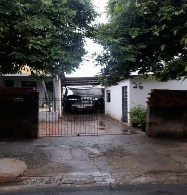 Casa de 190m² em Leilão — Rua Guaianazes, nº 26, Centro, Tupã