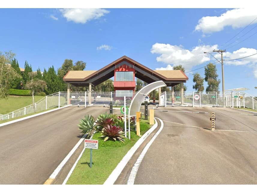 Terreno de 1038m² em Leilão — Rodovia dos Tamoios, 42 - Lote 04, Quadra A, Condomínio Quinta Dos Lagos, Paraibuna