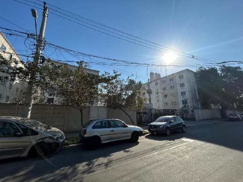 Apartamento de 41m² em Leilão — Rua Compositor Tunai N. 115 Apto. 105, Bl 10, Santa Cruz, Rio de Janeiro