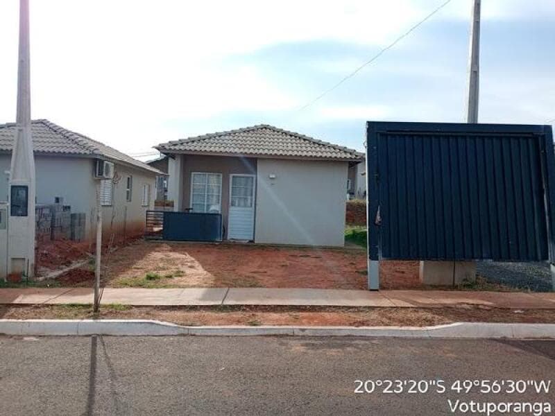 Casa de 44m² em Leilão — Rua 11 N. 4484, QD 01 LT 12 CADASTRO NE 23 09 01 12, Parque Esplanada, Votuporanga