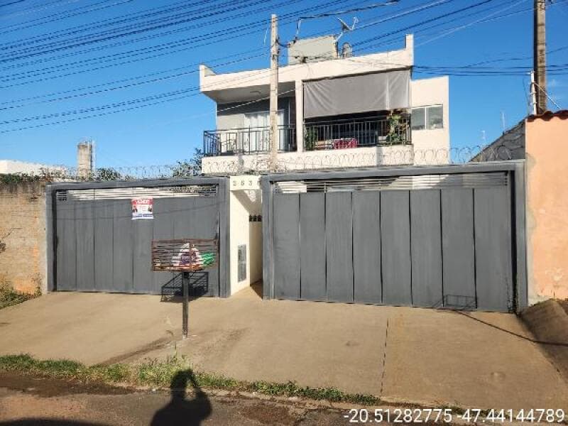 Apartamento de 55m² em Leilão — Rua Edinaldo De Oliveira, 2635- Apto. 02, Terreo Lote 12 Quadra 05, Jardim Pulicano, Franca