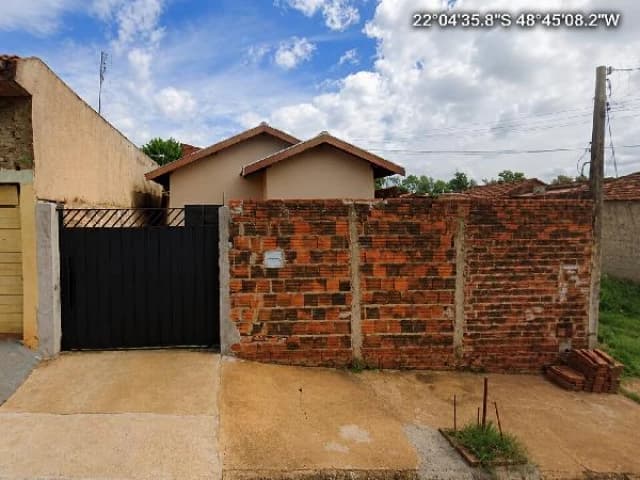Casa de 48m² em Leilão — Avenida Ovideo Fachetti, nº 335, Jardim São Marcos, Bariri