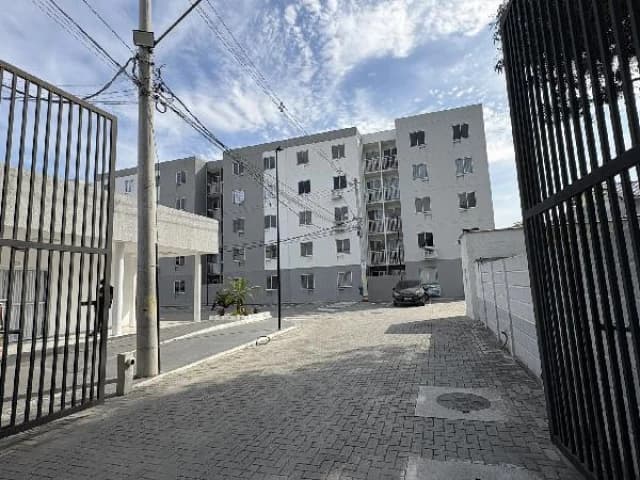 Apartamento de 45m² em Leilão — Rua Waldir Jose de Melo, nº 71 Apto. 108, Bl 03, Guaratiba, Rio de Janeiro