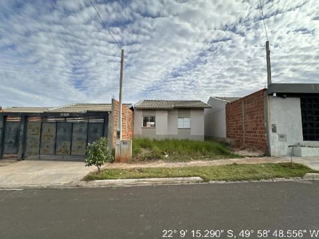 Casa de 46m² em Leilão — Rua Osmar Silvestre, nº 236, Terras de São Paulo I, Marília