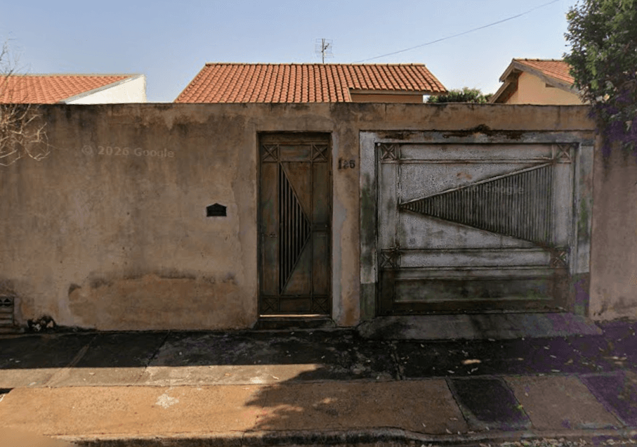 Casa em leilão extrajudicial em Sertãozinho — RUA ONOFRE GILBERT (RUA J) NR:125 - Q:OL:004