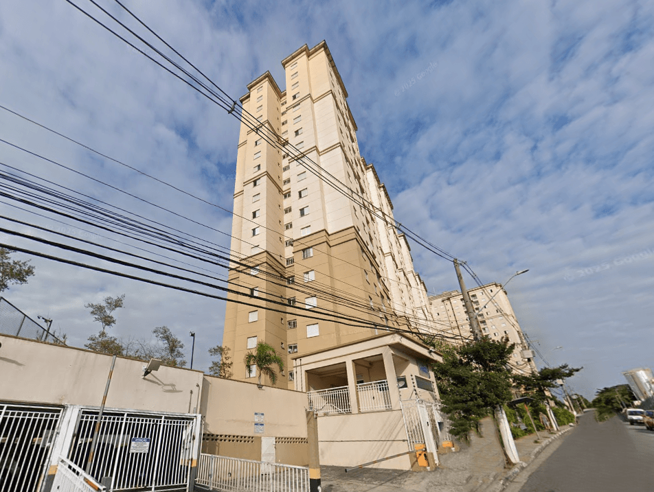 Apartamento em leilão judicial em Santo Antônio, Osasco — Rua Jaú, 51